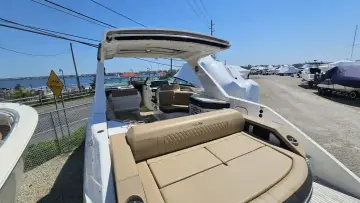 Thumbnail von Sea Ray SLX 310 Außenborder