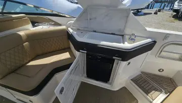 Thumbnail von Sea Ray SLX 310 Außenborder