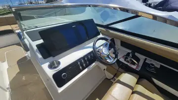 Thumbnail von Sea Ray SLX 310 Außenborder