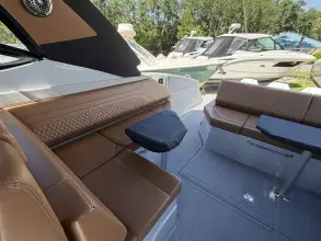Thumbnail von Cruisers Yachts 38 GLS Güney