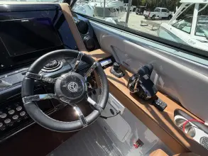 Thumbnail von Cruisers Yachts 38 GLS Güney