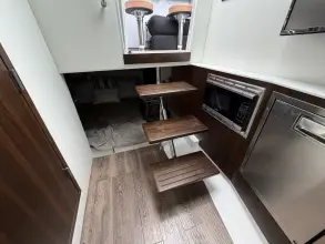 Thumbnail von Cruisers Yachts 38 GLS Güney
