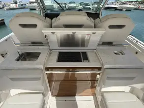 Thumbnail von Tiara Yachts 38 LS
