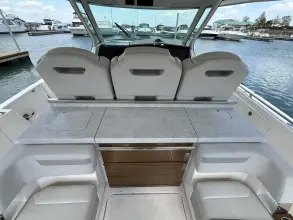 Thumbnail von Tiara Yachts 38 LS
