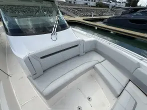 Thumbnail von Tiara Yachts 38 LS