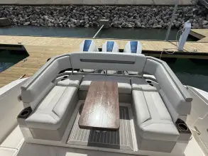 Thumbnail von Tiara Yachts 38 LS