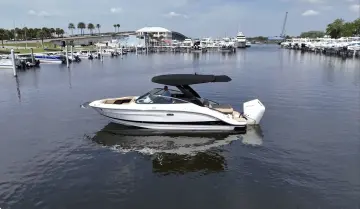 Sea Ray SLX 260 Outboard