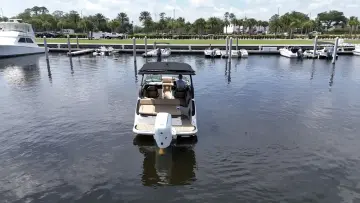 Thumbnail von Sea Ray SLX 260 Außenborder