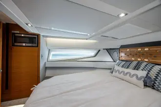 Thumbnail von Tiara Yachts 43LE