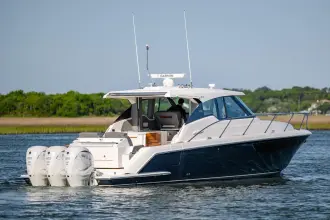Thumbnail von Tiara Yachts 43LE