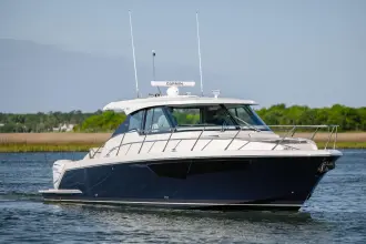 Thumbnail von Tiara Yachts 43LE
