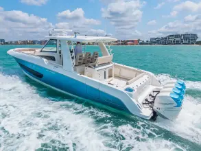 Thumbnail von Boston Whaler 420 Outrage
