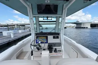 Thumbnail von Boston Whaler 280 Outrage