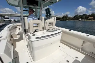 Thumbnail von Boston Whaler 280 Outrage
