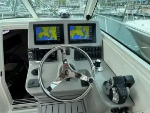 Thumbnail von Boston Whaler 315 Conquest