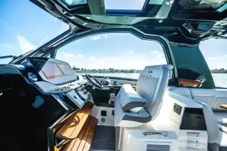 Thumbnail von Sea Ray 370 DA-OB