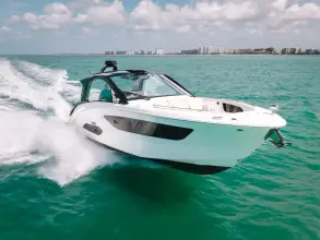 Thumbnail von Sea Ray 370 DA-OB