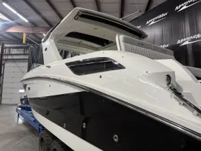 Thumbnail von Sea Ray SLX 350