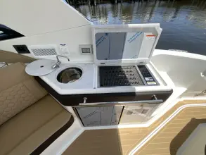 Thumbnail von Sea Ray 320 Sundancer Außenborder