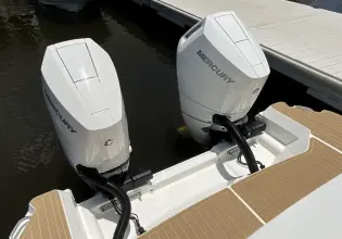 Thumbnail von Sea Ray 320 Sundancer Außenborder