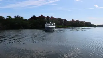 Thumbnail von Cruisers Yachts 50 GLS OB