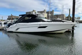 Cruisers Yachts 338 CX-OB Cruisers 338 CX-OB 2021
