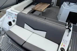 Thumbnail von Cruisers Yachts 338 CX-OB Cruisers 338 CX-OB 2021