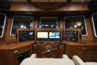 Helmsman Trawlers 46 Pilothouse Expedition Helmsman Trawlers 46 Pilothouse 2027