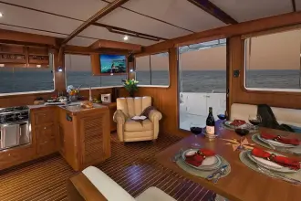 Thumbnail von Helmsman Trawlers 43e Pilothouse Helmsman Trawlers 43E PILOTHOU Salon Express 2027