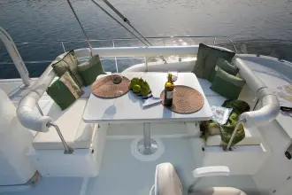 Thumbnail von Helmsman Trawlers 43e Pilothouse Helmsman Trawlers 43E PILOTHOU Salon Express 2027