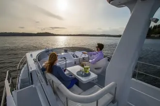 Helmsman Trawlers 43e Pilothouse Helmsman Trawlers 38E Pilothouse 2027