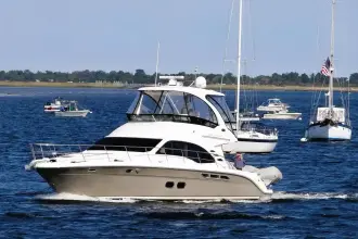 Sea Ray 500 Sedan Bridge