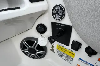 Thumbnail von Sea Ray SDX 250