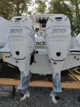 Thumbnail von Boston Whaler 320 Outrage Punch List