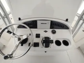 Thumbnail von Boston Whaler 320 Outrage Punch List