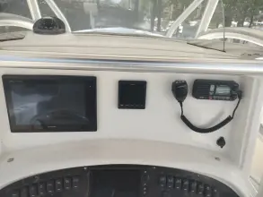Thumbnail von Boston Whaler 320 Outrage Punch List