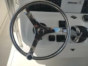 Thumbnail von Boston Whaler 320 Outrage Punch List