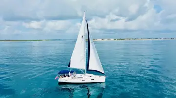 Thumbnail von Beneteau Oceanis 45 „IMAGINE THAT“