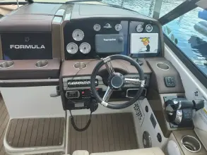 Thumbnail von Formel 330 Crossover Bowrider