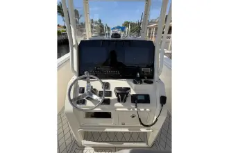 Thumbnail von Cobia 262 Center Console
