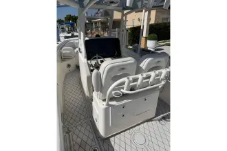 Thumbnail von Cobia 262 Center Console