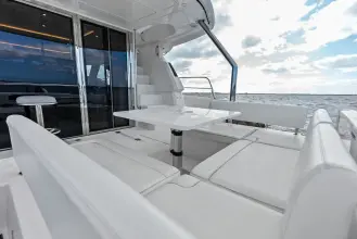 Thumbnail von Aquila 44 Yacht Decadence
