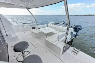 Thumbnail von Aquila 44 Yacht Decadence