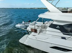 Thumbnail von Aquila 44 Yacht Decadence