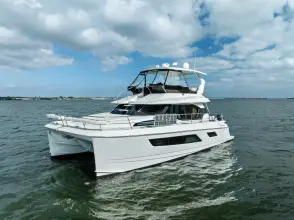 Thumbnail von Aquila 44 Yacht Decadence