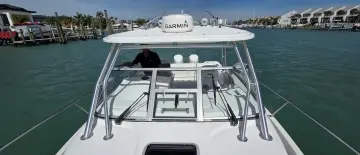 Thumbnail von Boston Whaler 305 Conquest
