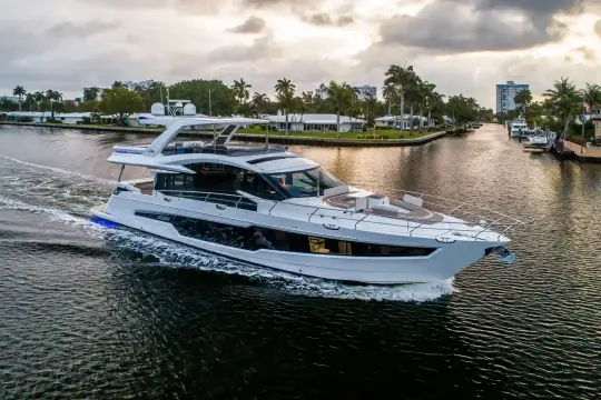 Galeon 680 FLY