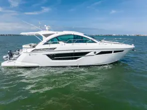 Thumbnail von Cruisers Yachts 50 Cantius