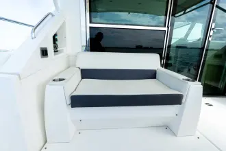 Thumbnail von Cruisers Yachts 50 Cantius