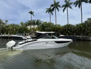 Thumbnail von Sea Ray 360SXO